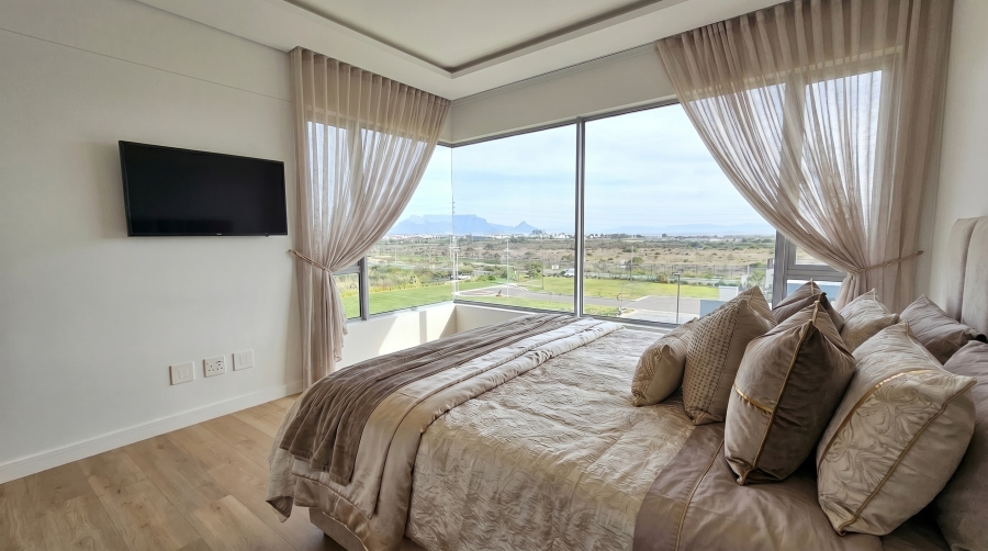 4 Bedroom Property for Sale in Sandown Western Cape